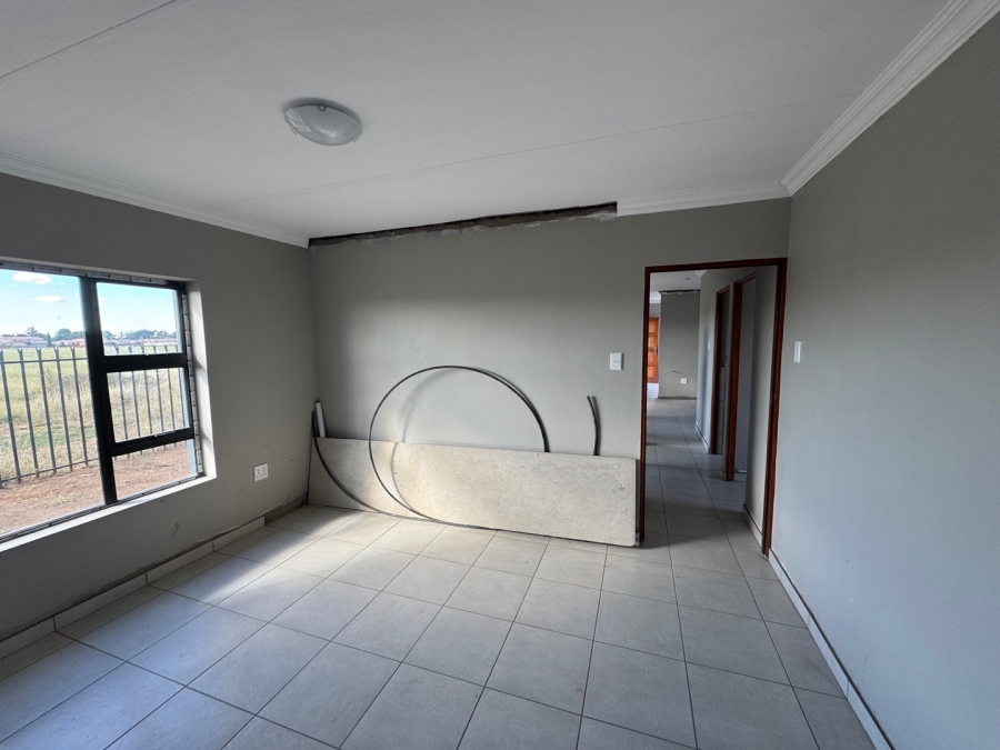 3 Bedroom Property for Sale in Pinehaven Free State